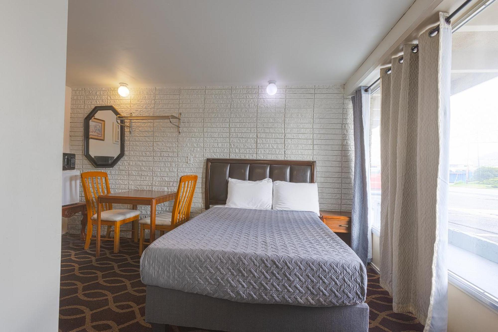 Sonrise Inn Lincoln Hwy By Oyo Breezewood Extérieur photo
