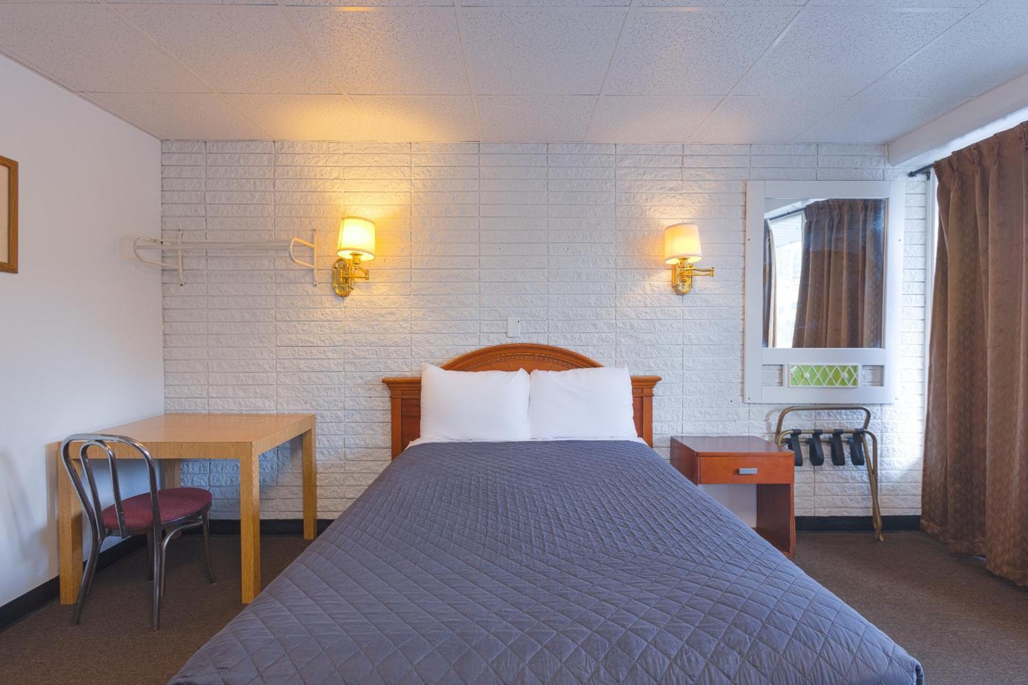 Sonrise Inn Lincoln Hwy By Oyo Breezewood Extérieur photo